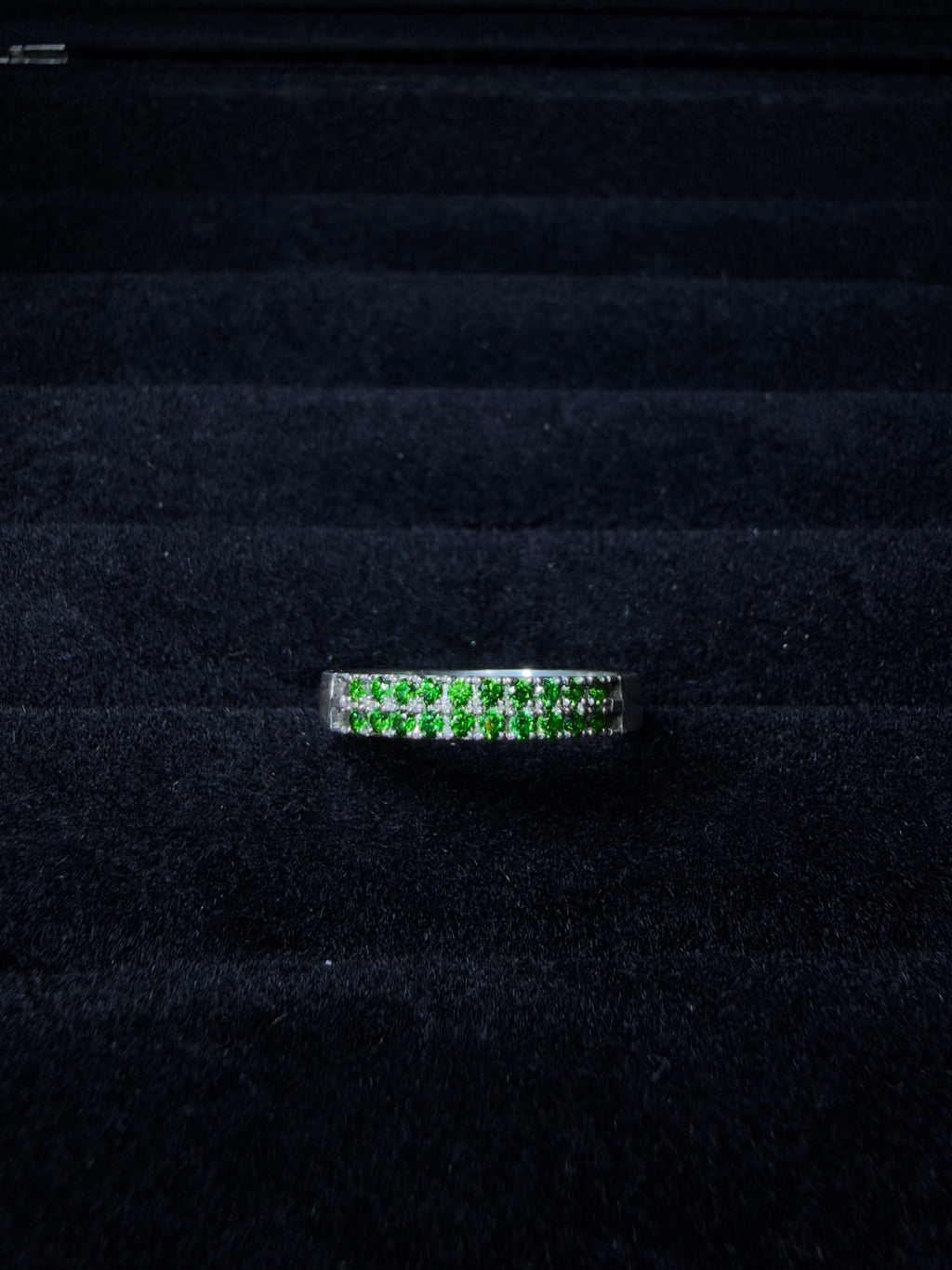 Anillo Pavé Doble de Esmeralda Lab Grown - Plata 950 | HADES